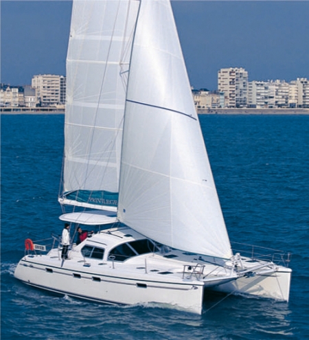 Katamaran Sunja yachting Charter segeln Privileg 435 2
